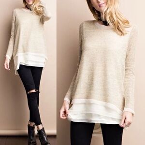 Easel Cream and Gray Frayed Edge Top Size Small